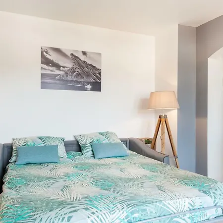 T2 Confort - Calme - Proche Apartment *